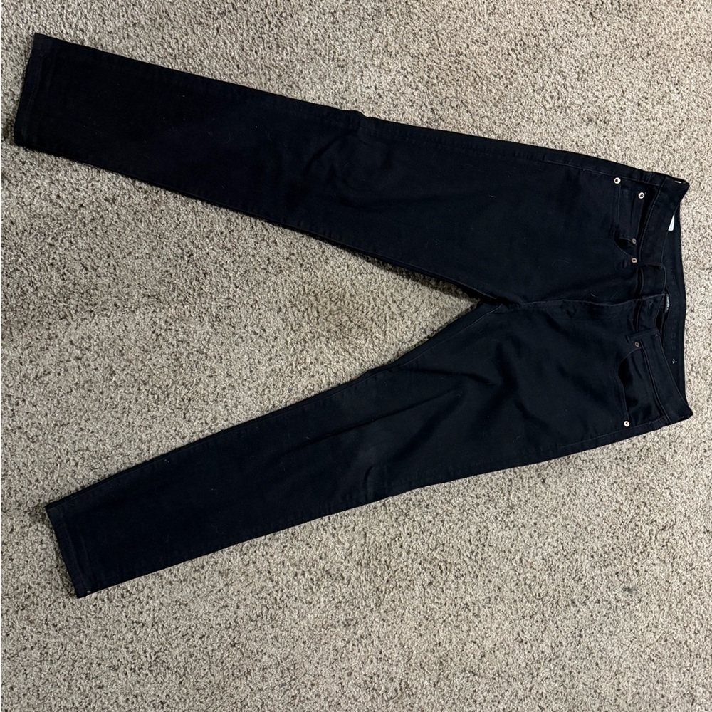 American Eagle, Athletic Skinny jeans in black. 34/32 barely used condition.